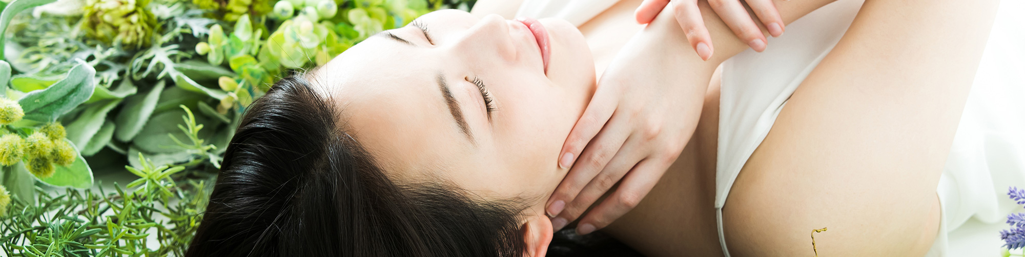 オイルベースのヘアケア商品 特集